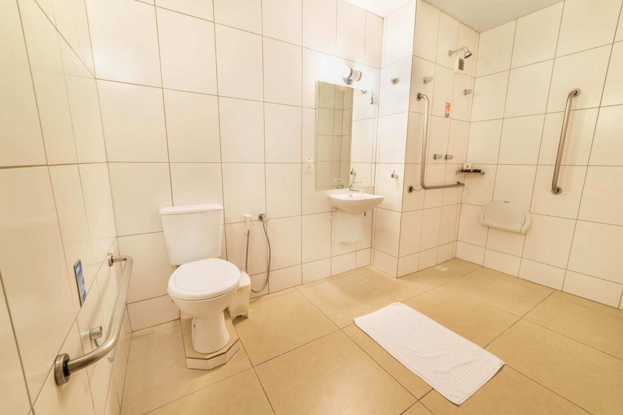 Hotel 10 Itajai/Navegantes Δωμάτιο φωτογραφία
