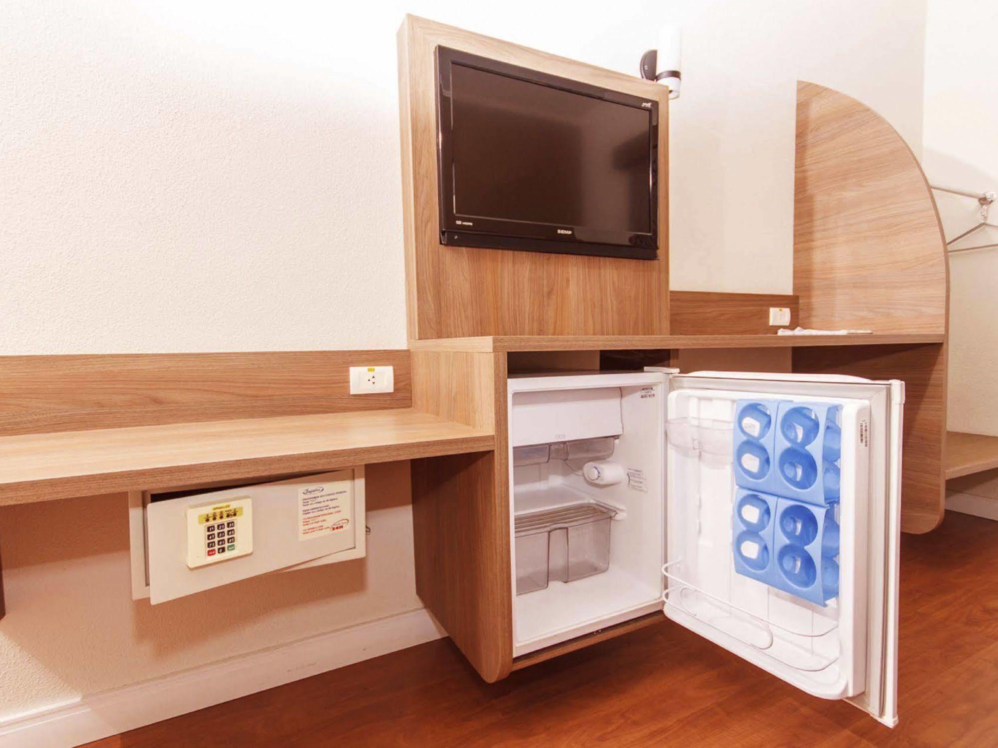 Hotel 10 Itajai/Navegantes Εξωτερικό φωτογραφία