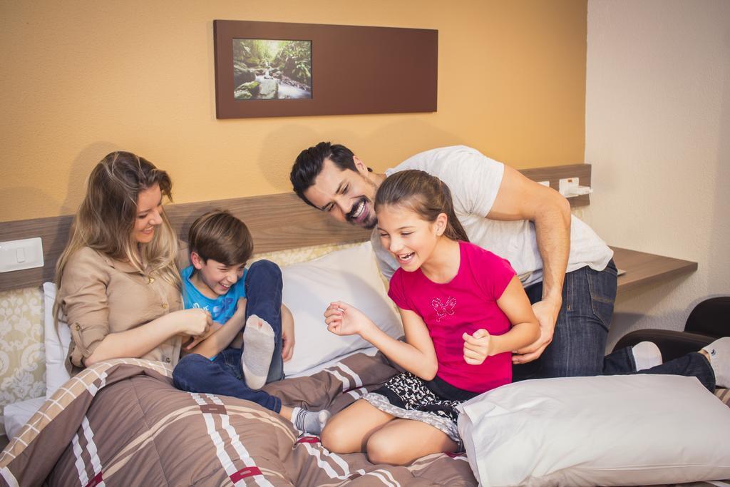 Hotel 10 Itajai/Navegantes Εξωτερικό φωτογραφία